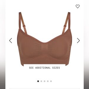SKIMS Wireless Scoop Neck Bra in Cocoa